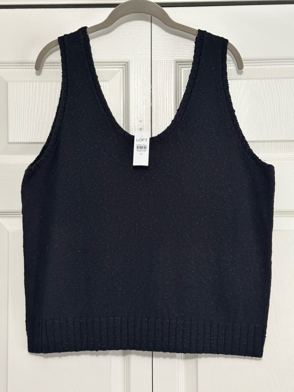 Ann Taylor‎ LOFT Scoop Neck Sweater Tank in Black Size XL NWT